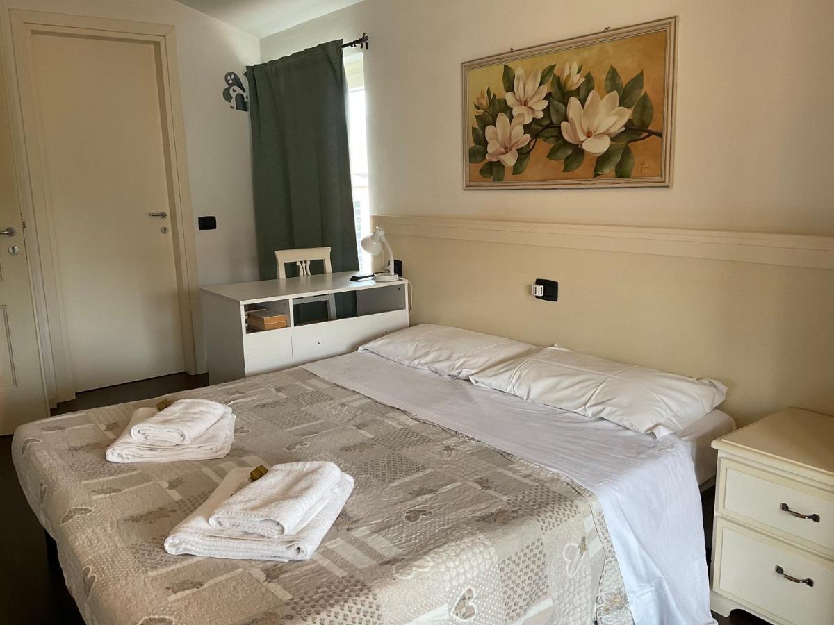 Villa Indipendente A Pochi Passi Dal Lago San Felice del Benaco Kültér fotó