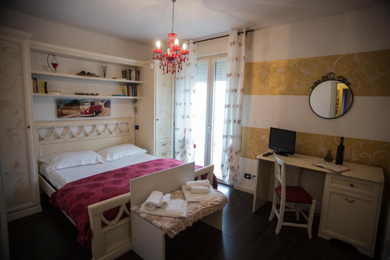 Villa Indipendente A Pochi Passi Dal Lago San Felice del Benaco Kültér fotó